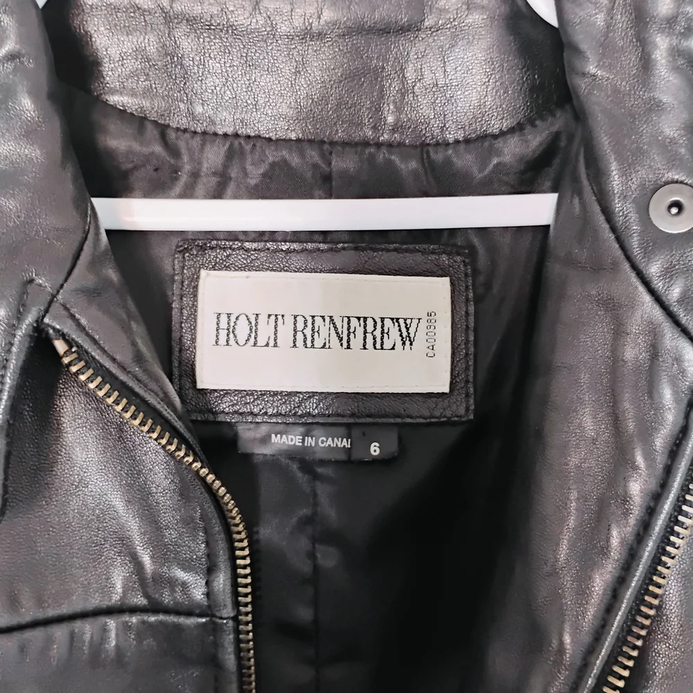 HOLT RENFREW Women's Leather Jacket - Picture 2 of 6